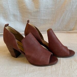 Lucky Brand Junai Leather Peep Toe Booties Cognac Brown Block Heel Sandals Sz 8